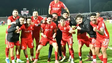 Stadyumda Balıkesirspor'un hazırlık antrenmanı