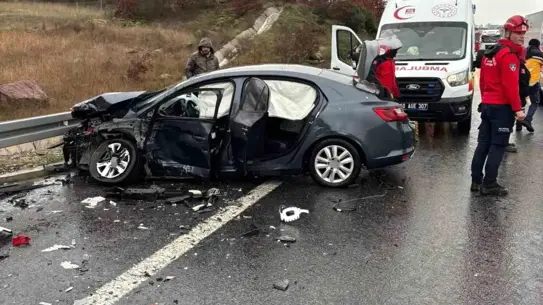 Kazadan etkilenen araçların görüntüsü