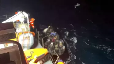 Kaza sonrası bot enkazı