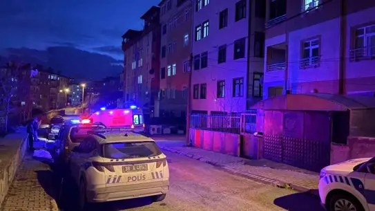 Kayseri'de Kadın, Tartıştığı Erkek Arkadaşını Banyoda Bıçakladı