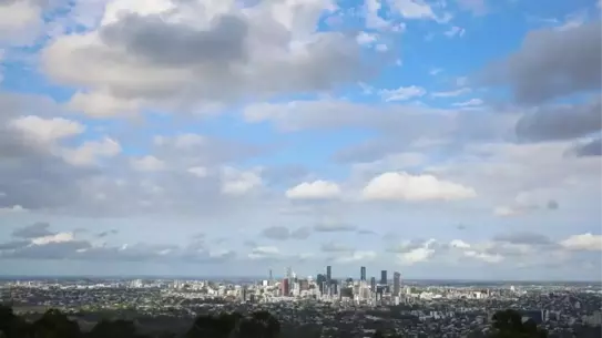 Koji Siklonu sonrası yıkılmış altyapı görüntüsü