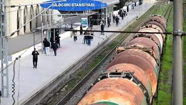 Azerbaycan'dan Ermenistan'a 979 Ton Aİ-92 Benzin Treniyle Yakıt Taşıması Devam Ediyor
