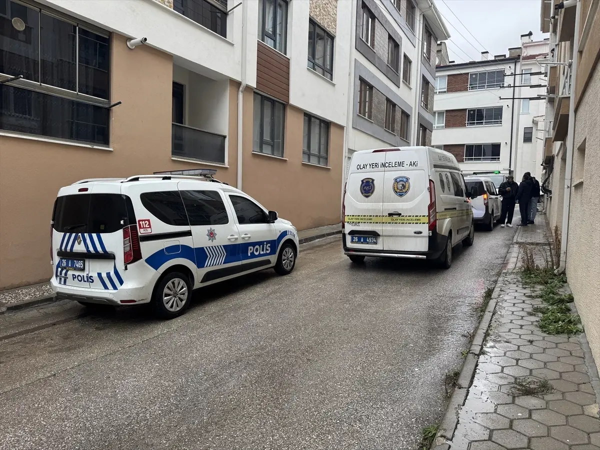 Eskişehir’de 27 Yaşındaki Genç Evinde Şaşırtıcı Şekilde Ölü Bulundu