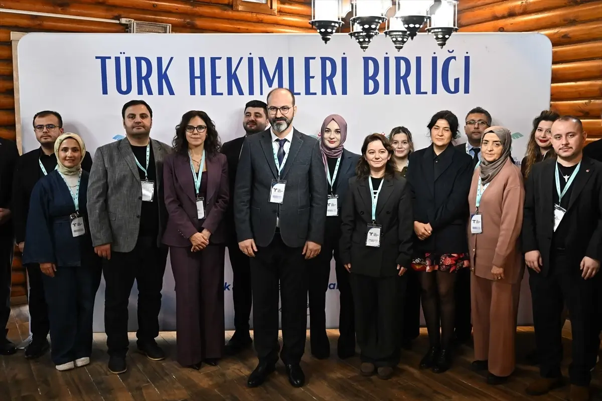 Türk Hekimleri Birliği İstanbul’da Resmi Lansmanını Gerçekleştirdi