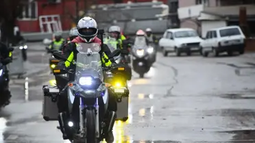 Motosiklet tutkunları Sındırgı'da