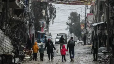 Şeyh Maksud Mahallesi'nde yeniden açılan dükkanlar