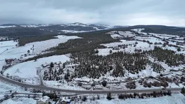 Uşak yüksek kesimlerinde yoğun kar yağışı