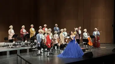 Viyana Mozart Orkestrası performansı