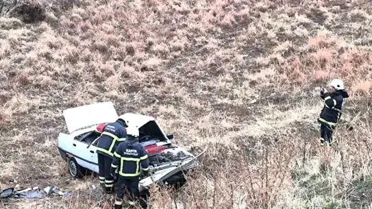 Takla atan otomobilin görüntüsü