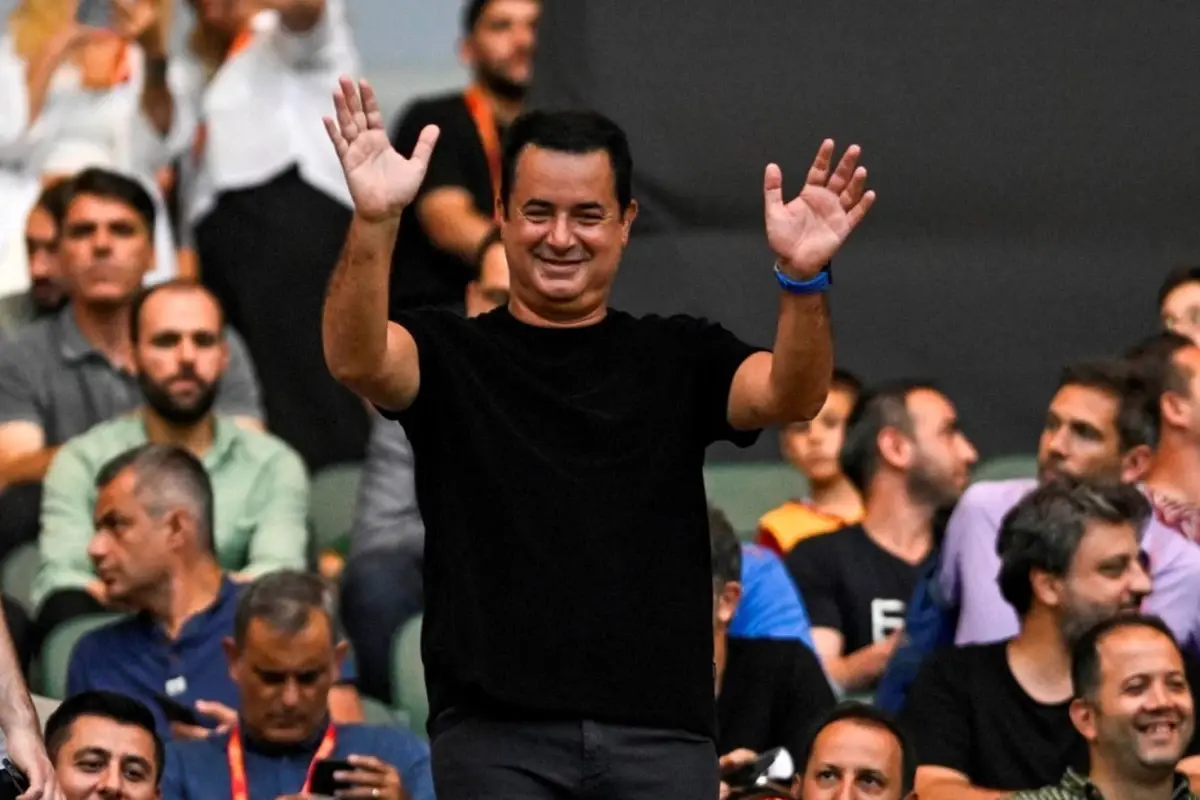 Acun Ilıcalı, Hull City'de Toby Collyer Transferi İçin Manchester United ile Görüştü