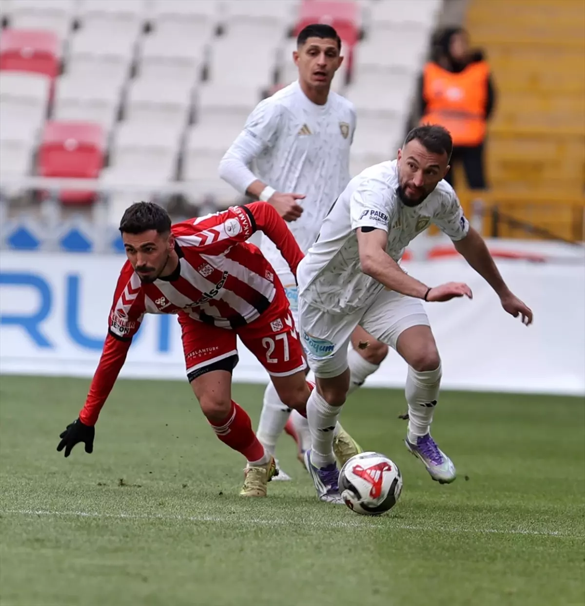 Sivasspor, Erzurumspor FK'ye 2-0'lık Maçta Yenildi
