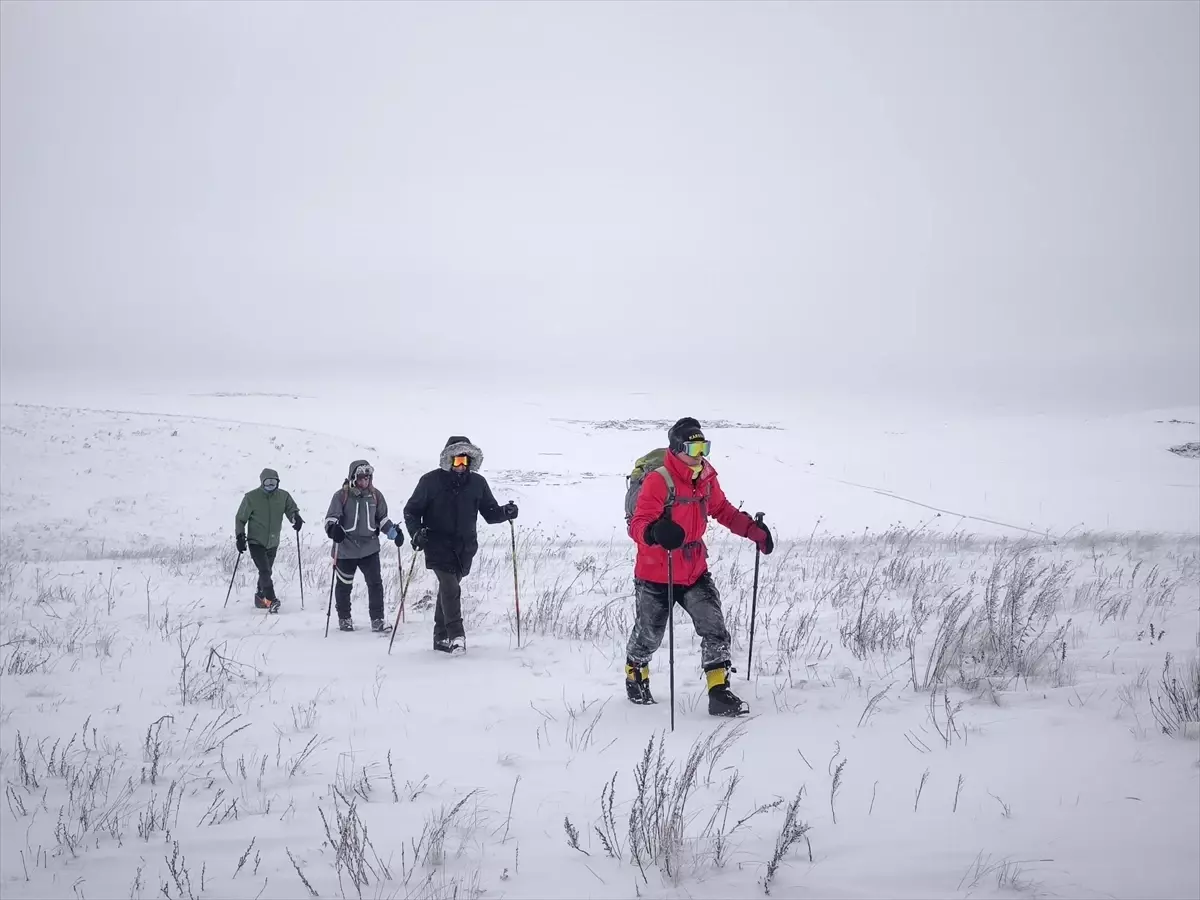 Kars Dağcıları, Yahni Dağı’nda Şehitleri Anarak 2.254 Metrede Buluştu