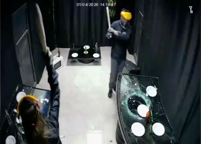 Kırılabilir mobilyalar