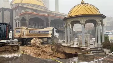 Yoğun Yağışların Ardından Gaziantep’te Cami Avlusunda Büyük Çöküş