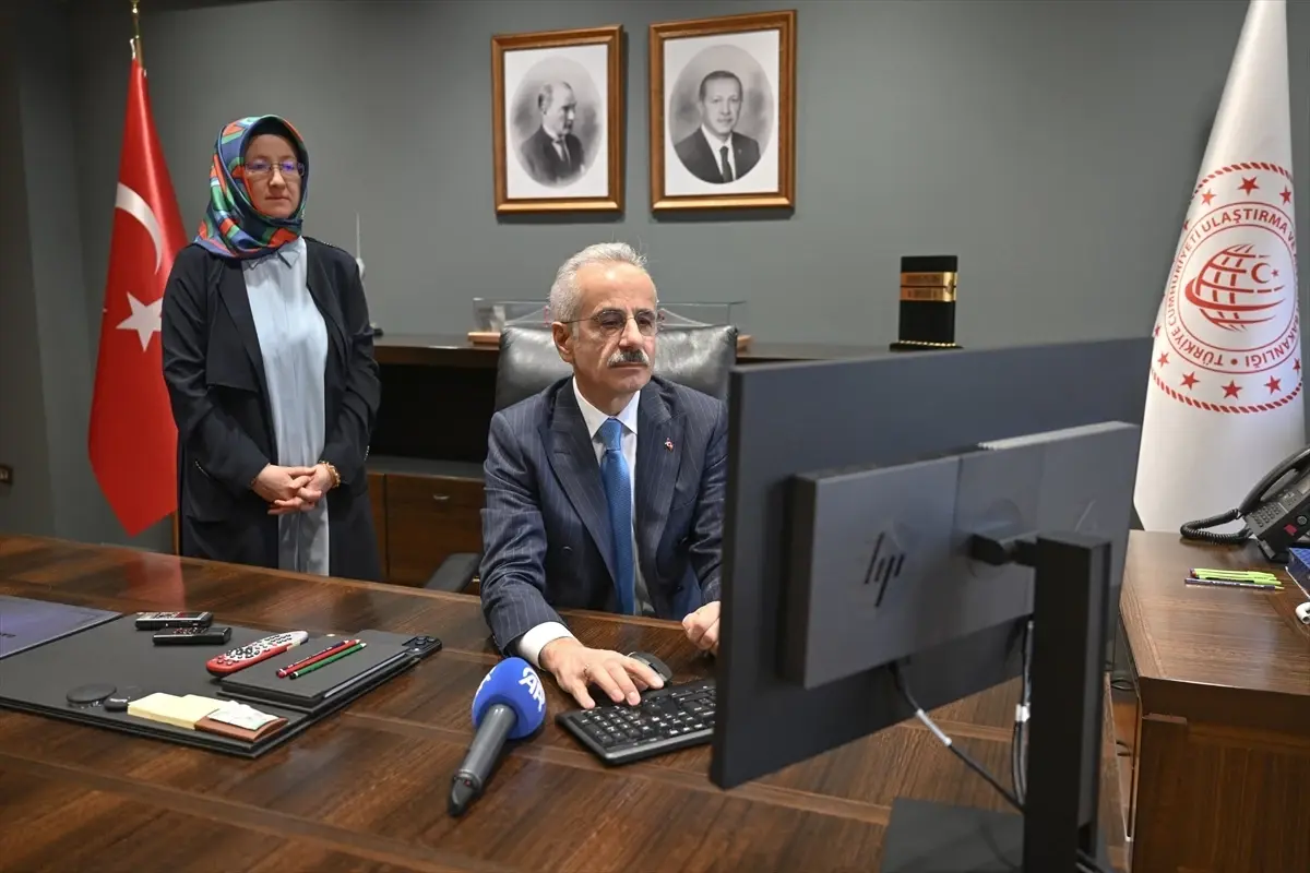 Uraloğlu, 'Yılın Kareleri' Oylamasında Fotoğraf Seçimlerine Katıldı