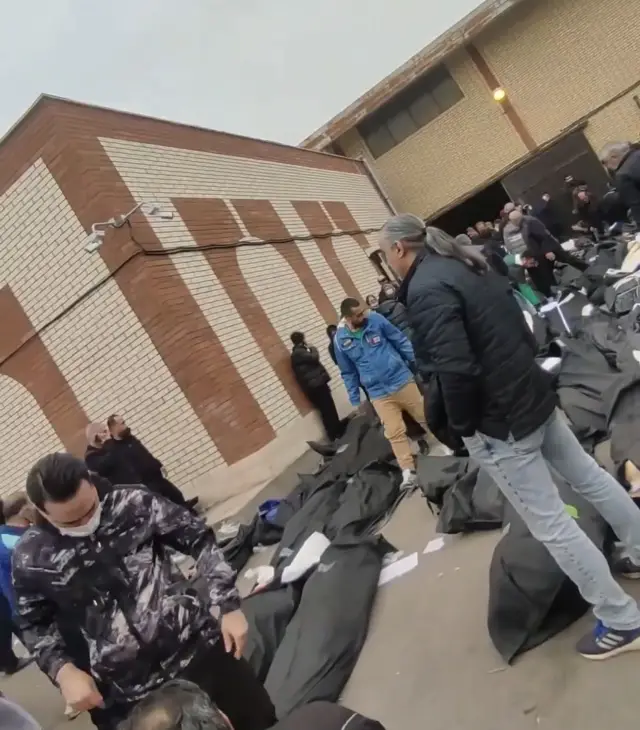 İran sokaklarında protesto gösterileri