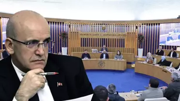 Arnavutköy Belediyesi, 44 Kişilik İspanya Gezisini Bütçesinden Karşıladı