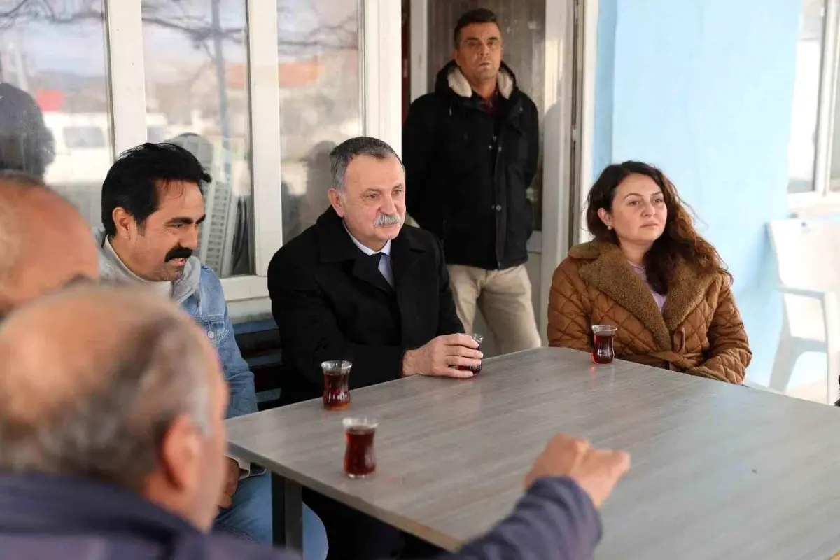 Başkan Balaban Karaveliler Mahallesi'nde Vatandaşla Buluştu