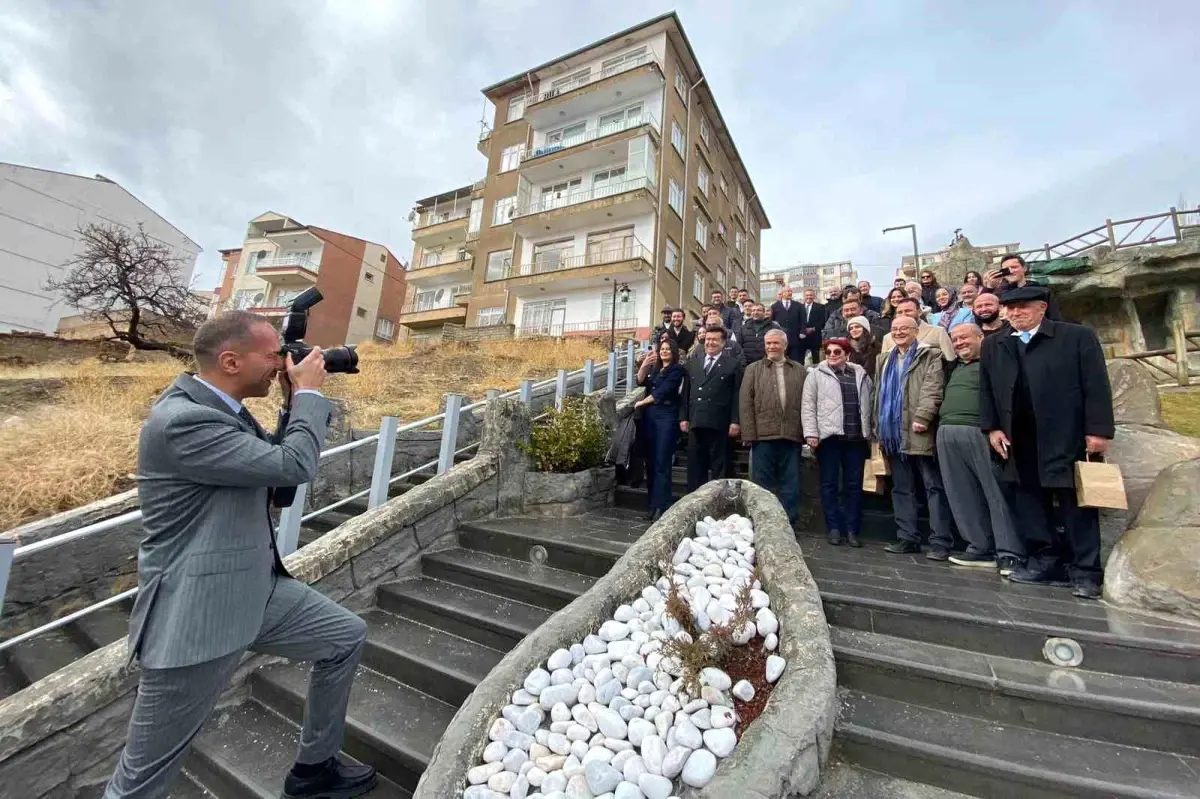 Niğde Belediye Başkanı Özdemir, Çalışan Gazeteciler Günü'nde Meslek Gururunu Vurguladı
