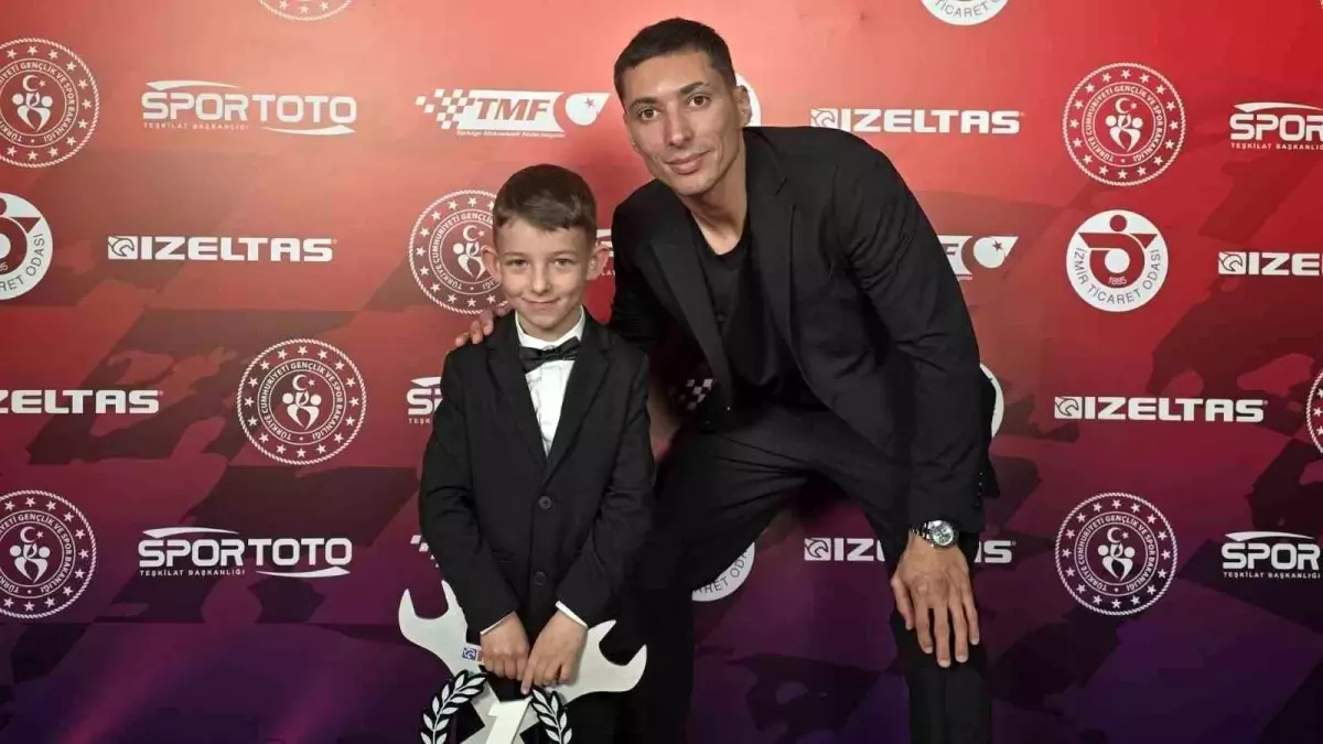 Bursa'lı Genç Poyraz Kalender, 2025 Mini Motokros Şampiyonluğunu Kazandı