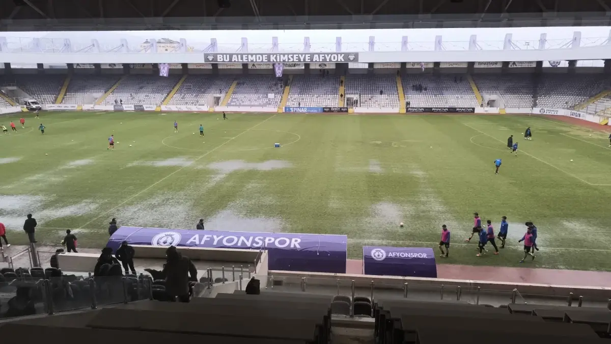 Karşıyaka, Yağmurlu Deplasmanda 0-0 Beraberlikle Puan Kaybetti