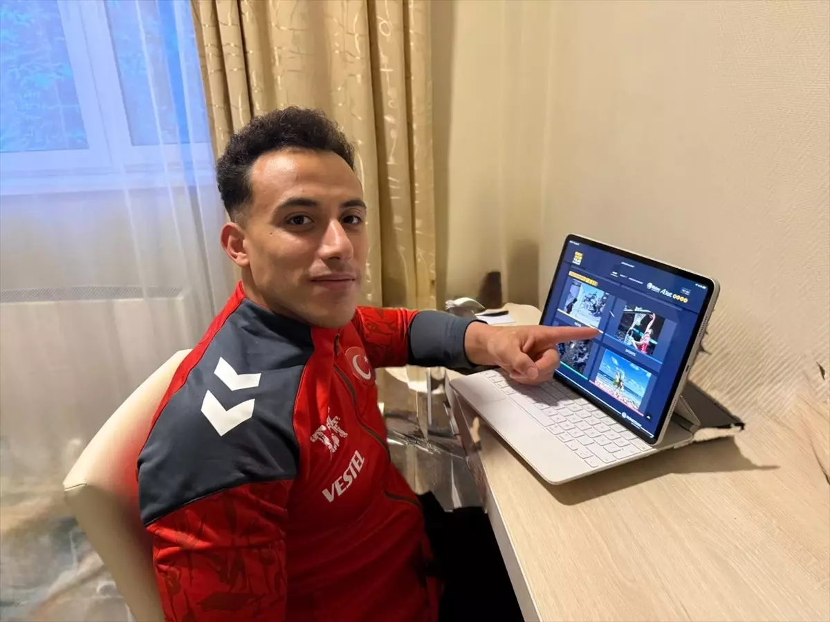 Dünya Şampiyonu Adem Asil, 2025 Yılın Kareleri Oylamasına Katıldı