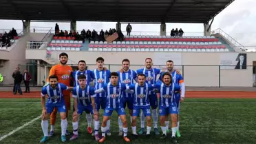 Selendi Belediyespor, 7 Maçta 7 Galibiyetle Liderliğini Pekiştirdi