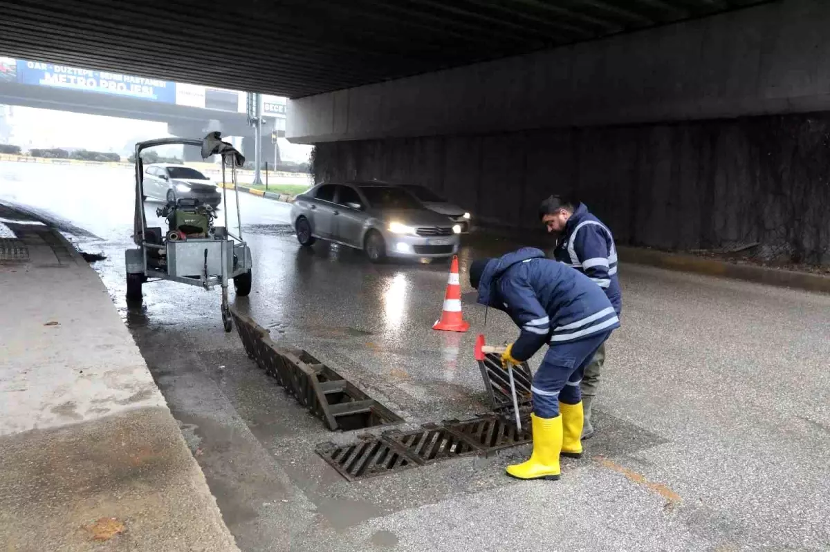 Gaziantep Büyükşehir Belediyesi, Yoğun Yağışa Karşı Akıllı Önlemlerini Hayata Geçirdi