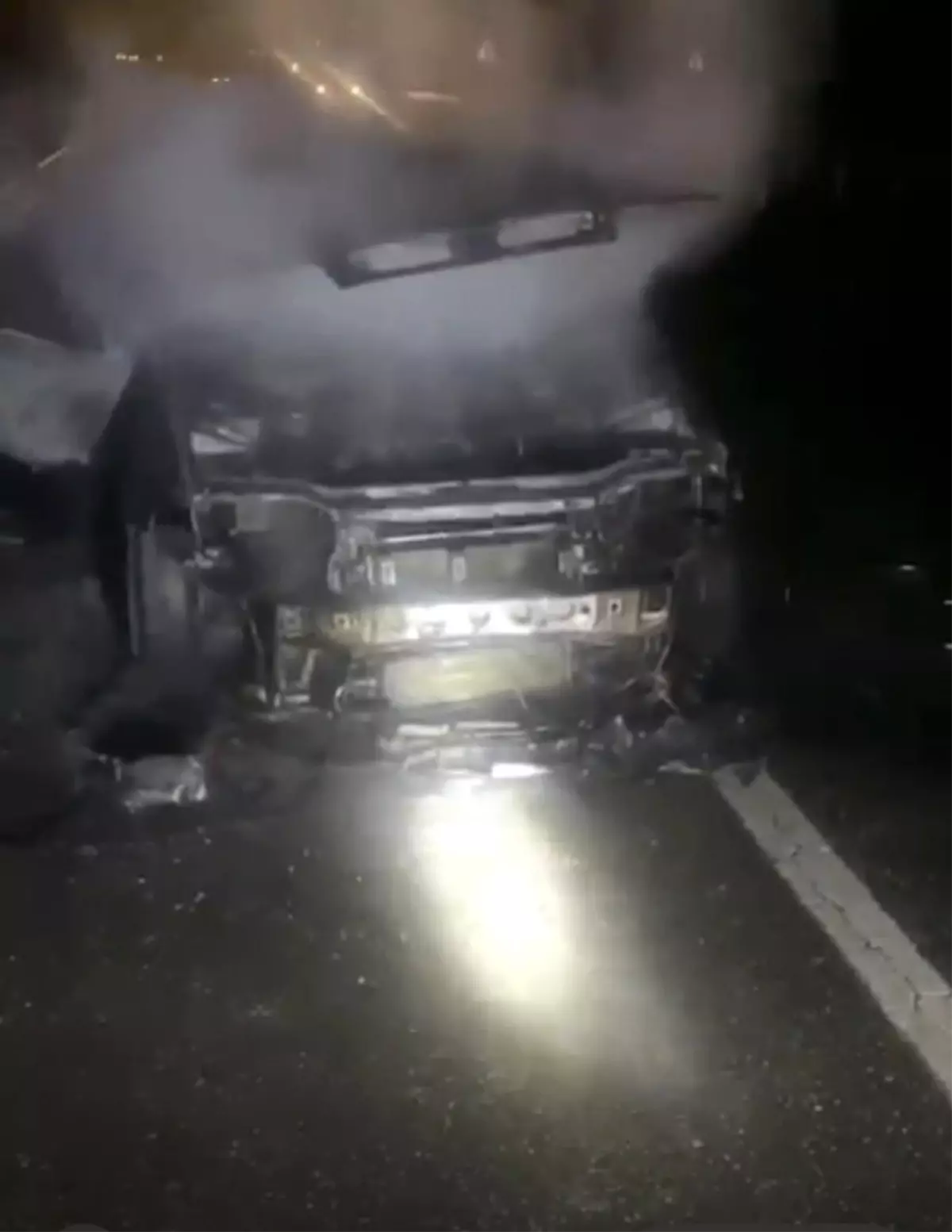 Batman‑Diyarbakır Karayolunda Araç Yangını Kontrol Altına Alındı