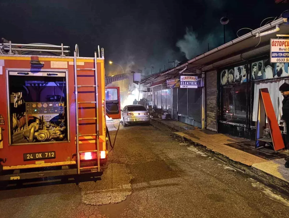 Erzincan İnönü Mahallesi'nde Ekmek Fırını Yangını Hızla Kontrol Altına Alındı