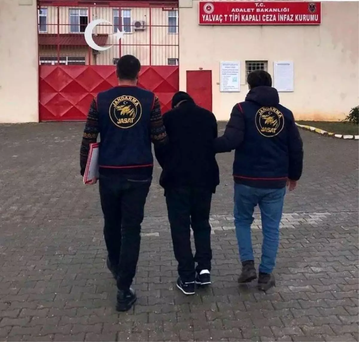 Isparta’da 15 Yıl Hapis Cezalı Şahıs Operasyonla Yakalandı