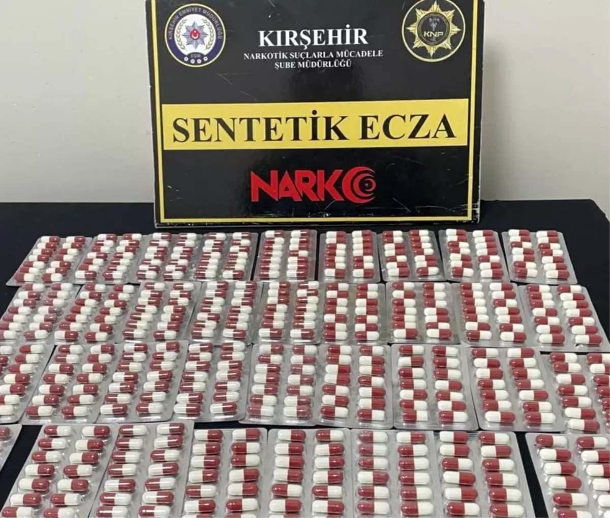 Kırşehir Otogarında Büyük Narkotik Baskını: 490 Hap Ele Geçirildi