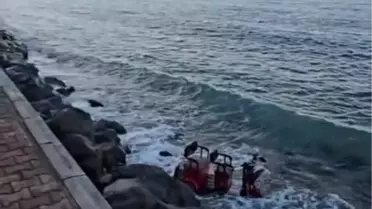 Mudanya’da Elektrikli Motosiklet Kontrolü Kaybederek Denize Düşmüş, 2 Yaralı
