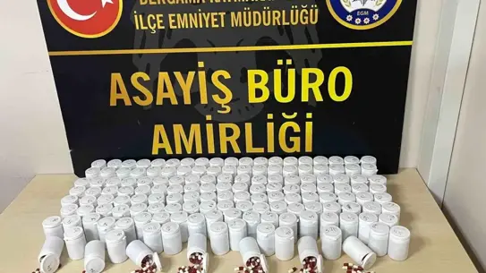 Araç içinde bulunan uyuşturucu haplar