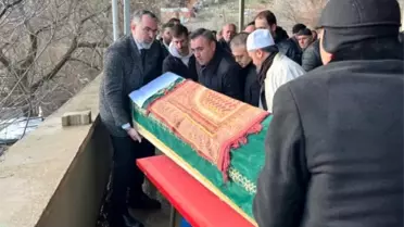 Cenaze töreni kalabalığı