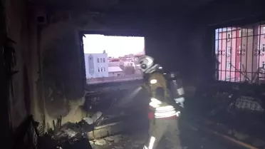 Payas'ta Apartman Dairesi Yangını Kontrol Altına Alındı