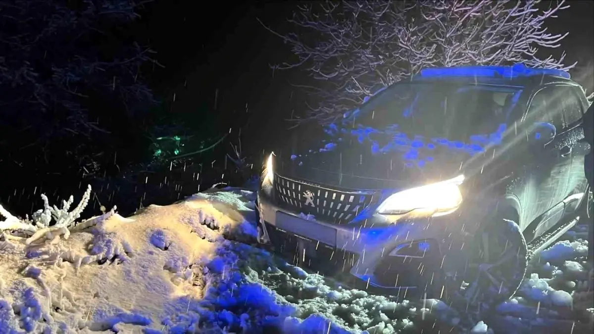 Köşk’te Şiddetli Kar Yağışı: Jandarma Aileyi Güvenli Şekilde Kurtardı