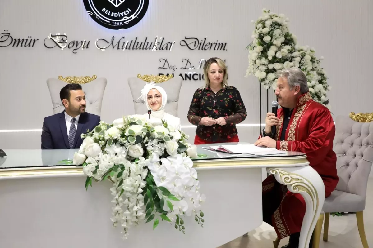 Melikgazi Belediyesi 2025'te 4 Bin Çifti Evlendirdi, Nikah Salonları Yenilendi