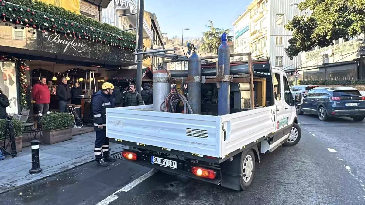 Beşiktaş’ta Kaçak Yapılar Yıkıldı: Baylan Pastanesi’nde Büyük Temizlik