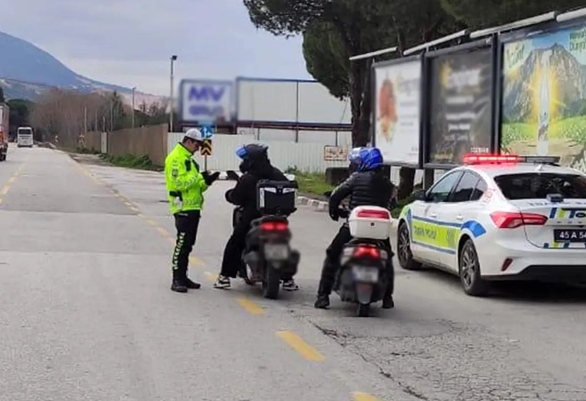 Manisa’da 3 Gün Süren Motosiklet Denetiminde 364 Sürücüye 476 Bin TL Ceza