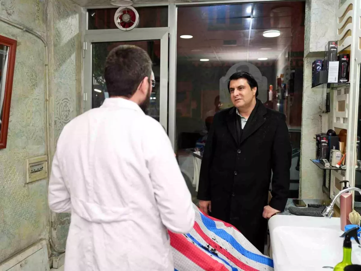 Şehitkamil Belediyesi Başkanı Yılmaz, Yaprak ve Çakmak Mahallelerinde Esnafla Buluştu