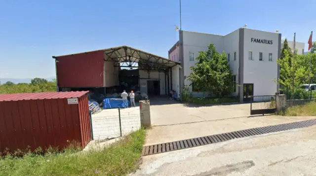 Famteks Tekstil ürünlerinin sergilendiği fuar standı