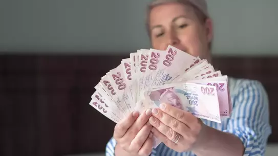 Emeklilere Destek Paketi: Vatandaşlık Maaşı Detayları ve Uygulama Takvimi Açıklandı