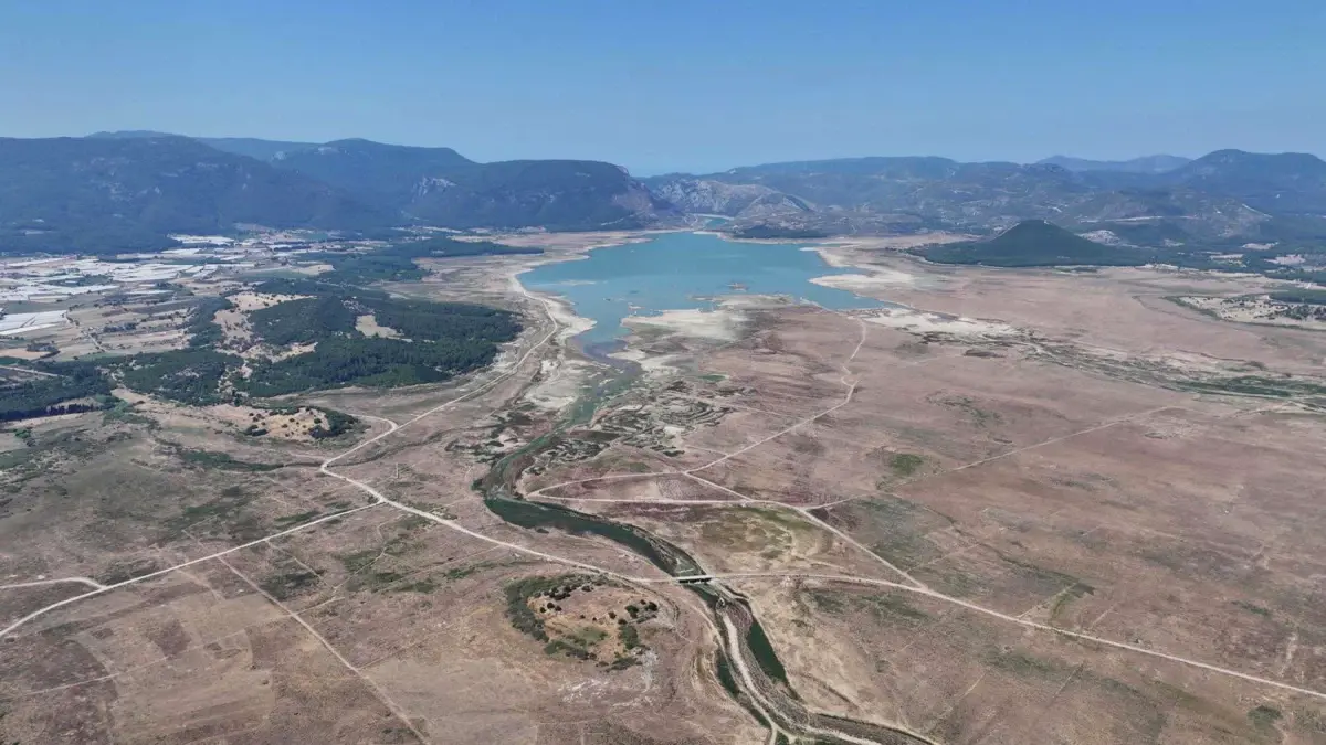 İzmir'in Yer Altı Sularında Azalma Alarmı: Uzmanlar Uyarıyor