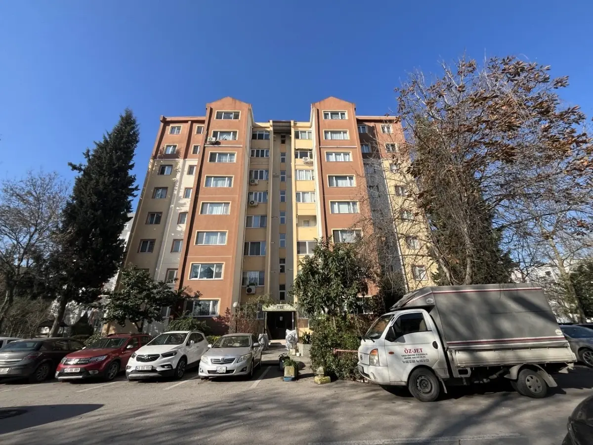 İzmit'te Kıskançlık Nedeniyle İşlenen Cinayet: Aysel Duran'ın Duruşması Ertelendi