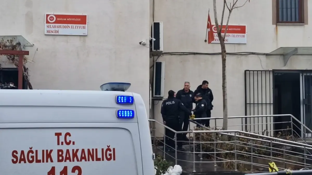 Diyarbakır’da Kur’an Kursuna Yönelik Silahlı Saldırı: 1 Ölü, 1 Yaralı