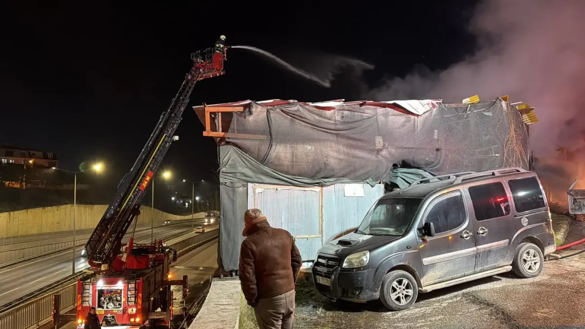 Eskişehir'de Marangoz Atölyesinde Çıkan Yangın Hızlı Müdahale ile Söndürüldü