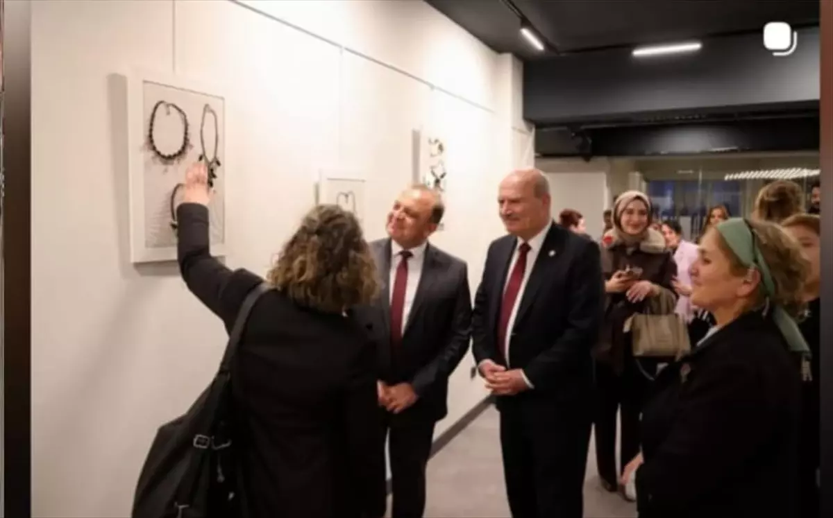 Nallıhan’da Kadınların El Emeği İğne Oyası Sergisi Açıldı