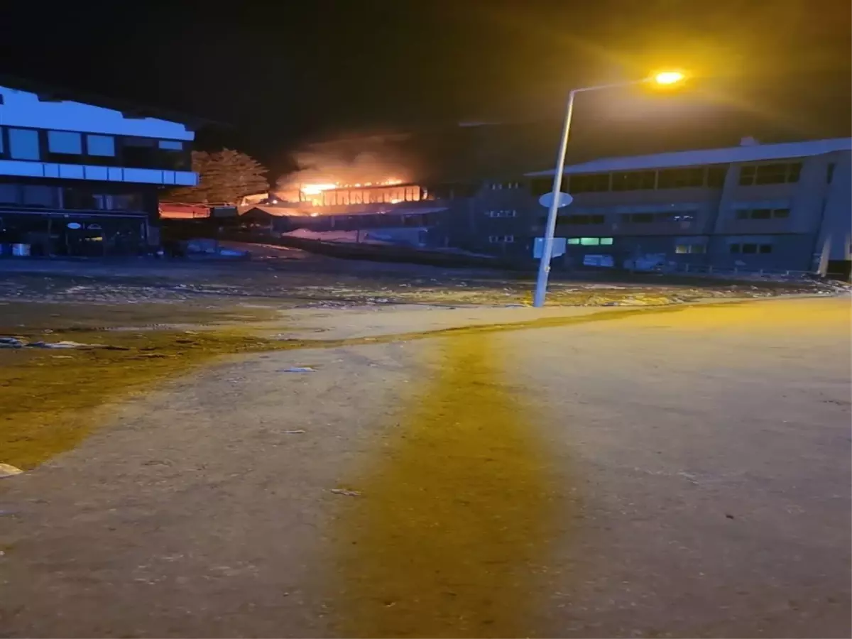 Uludağ Otelinde Çıkan Yangın 3 Ölü, Soruşturma Devam Ediyor