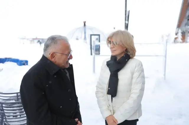 Büyükkılıç ve Çiller Erciyes'te bir arada